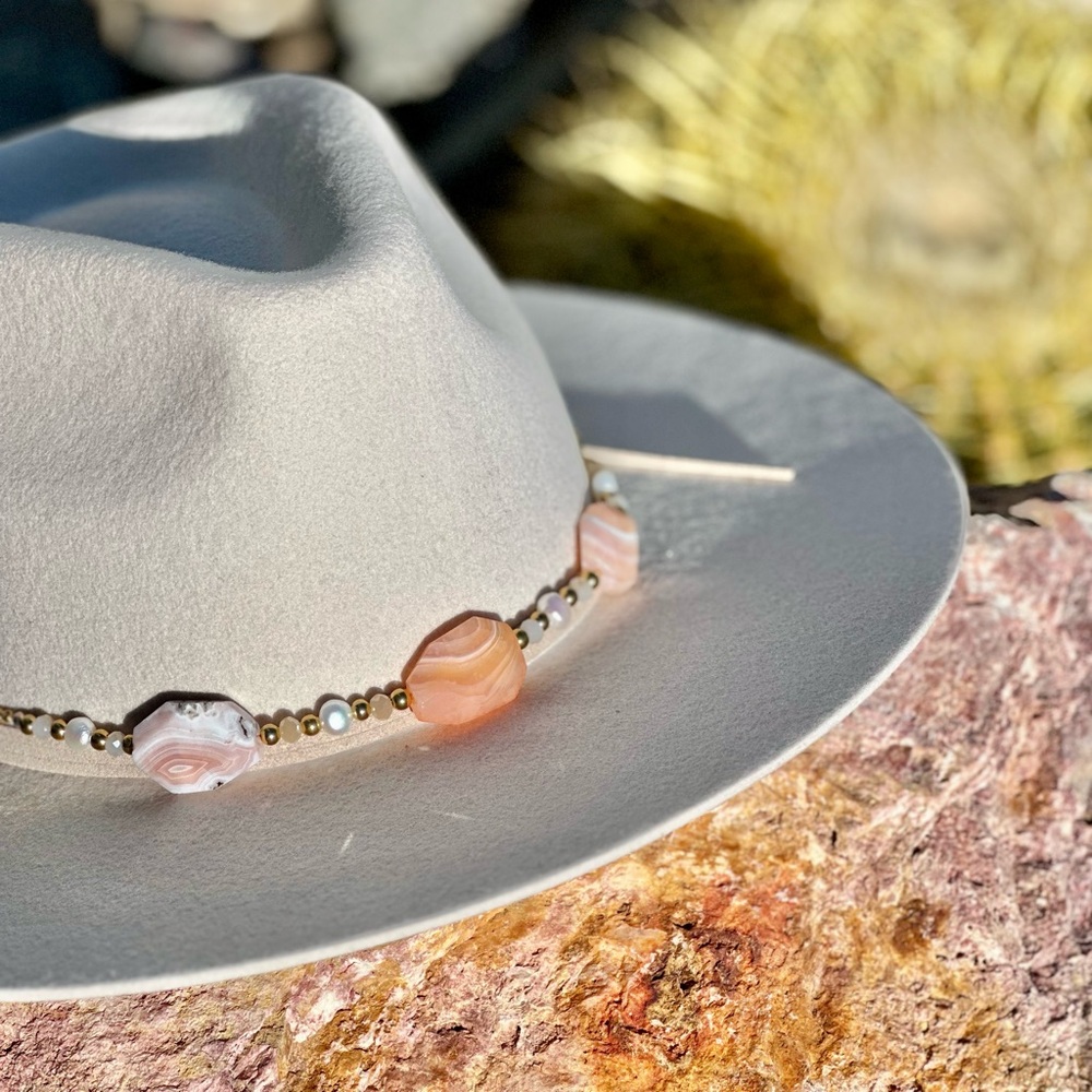Botswana Agate Freshwater Pearl Hat Band - Picture 2 of 8